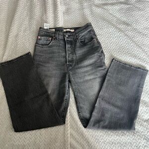 LEVI’S Women Ribcage Straight Ankle Jeans, Grayish Black, Size 24x27